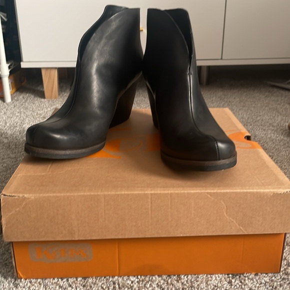 Korks bootie - Picture 8 of 9